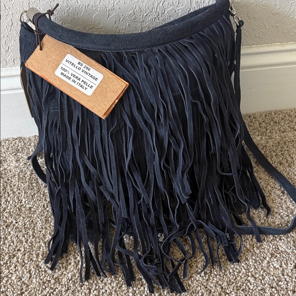 New Bayside84 Premium Italian Suede Fringe Crossbody Bag - Picture 4 of 9
